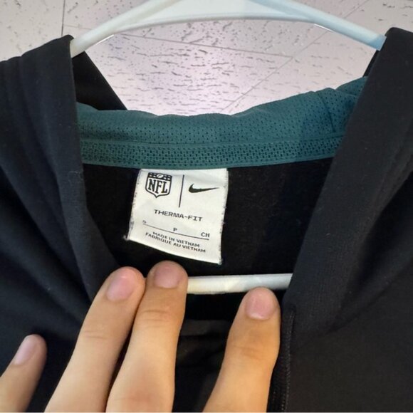Nike NFL Eagles Therma-FIT Hoodie Pullover Sweatshirt Football Black S - Picture 3 of 7